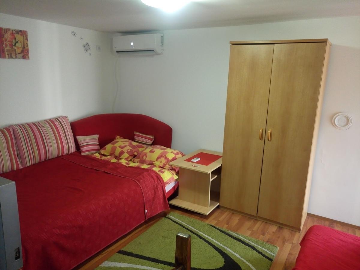 Apartmani Jankovic Vrdnik Eksteriør billede