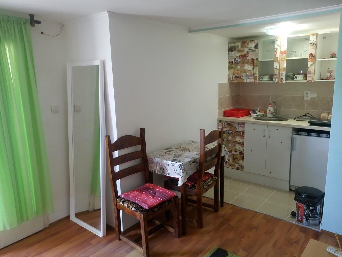 Apartmani Jankovic Vrdnik Eksteriør billede